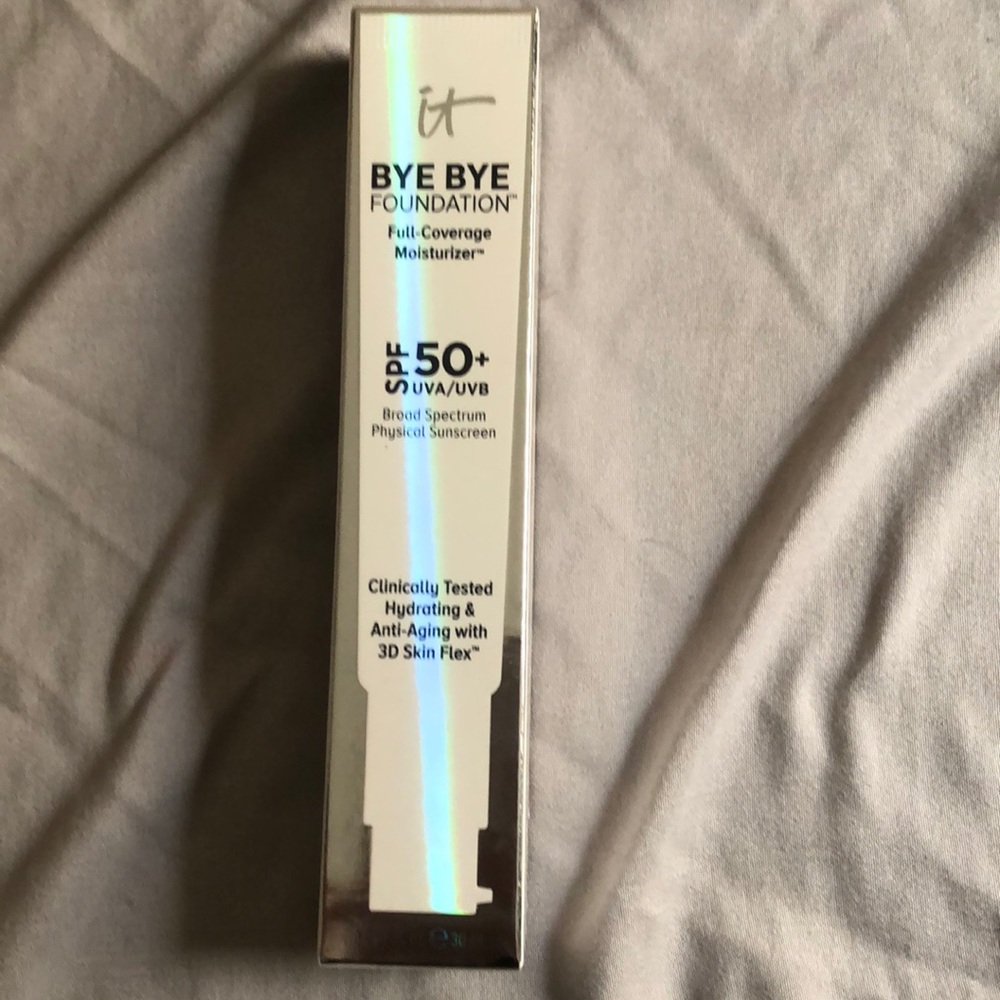 It bye bye - foundation with SPF50+
